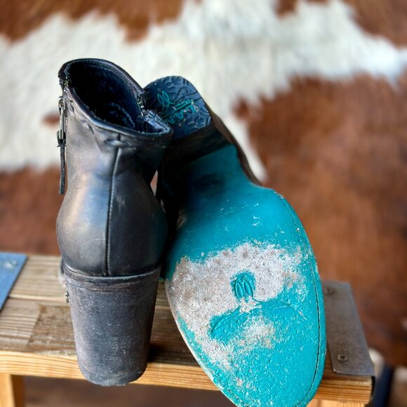 Size 8.5 Lane Buckshire Boots - Picture 4 of 4